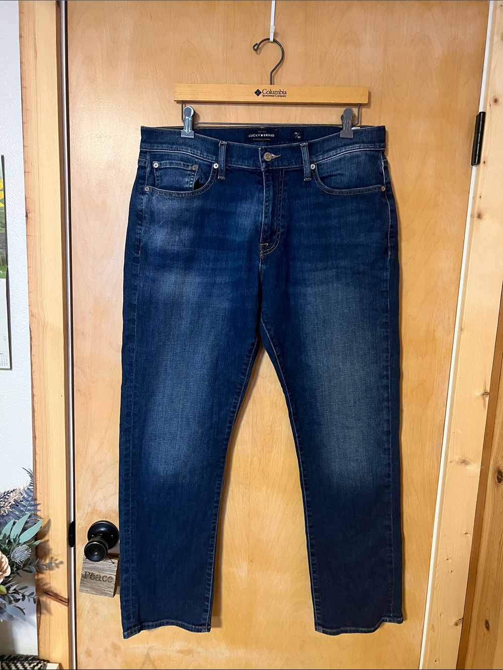 Lucky Brand Men's Indigo 410 Athletic Slim Relaxed Straight Jeans